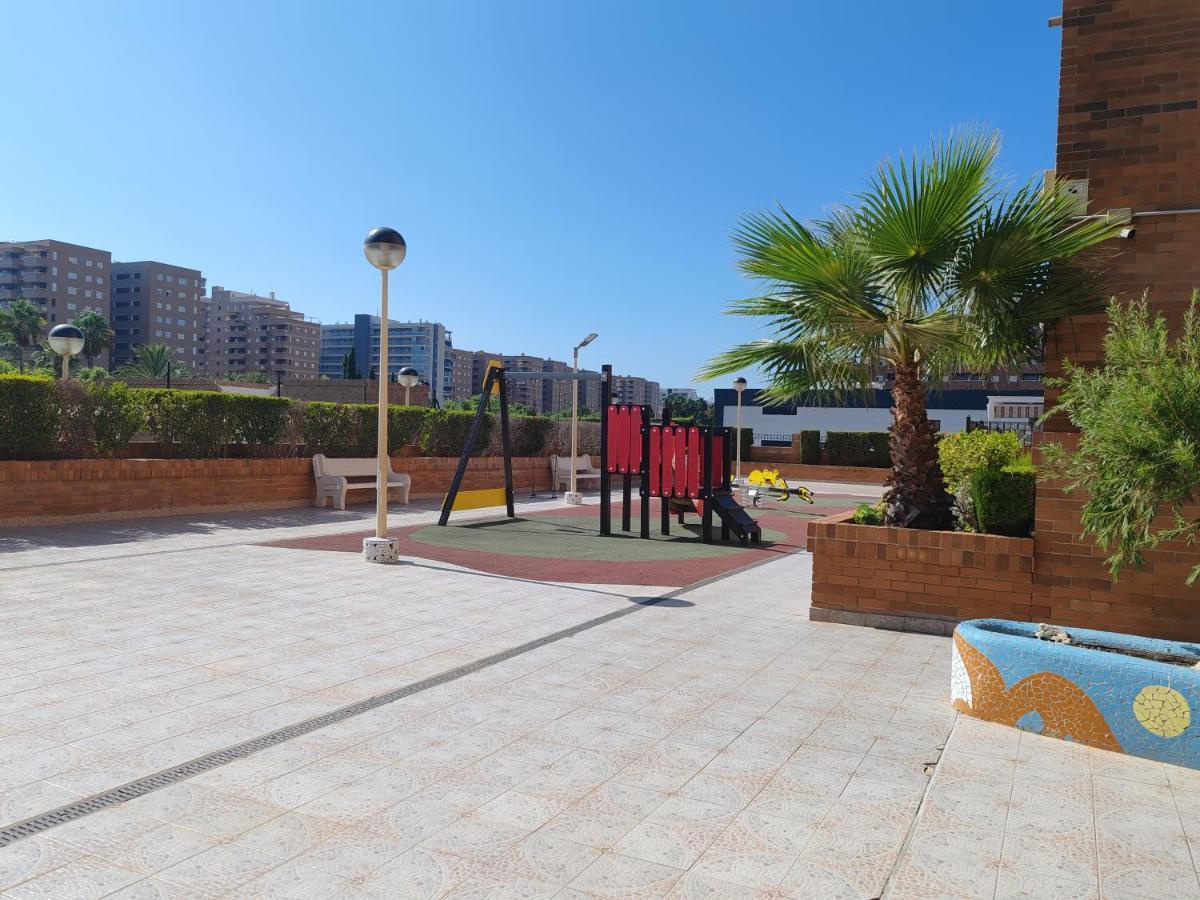 Apartamento Magic World Nueva Marina D'Or 2 Dormitorios Edificio Torremar Oropesa del Mar Dış mekan fotoğraf